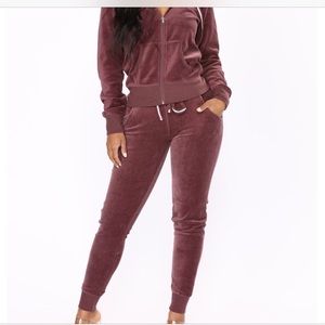 Fashion Nova Velour Track Suit! Size Large/xl